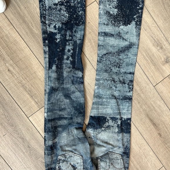 Levi’s Andy Warhol jeans. - Picture 4 of 6